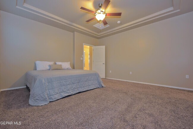 Building Photo - 270 Silver Hill