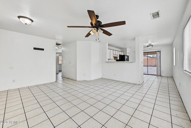 Building Photo - 3015 N 84th Dr