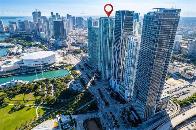 Building Photo - 900 Biscayne