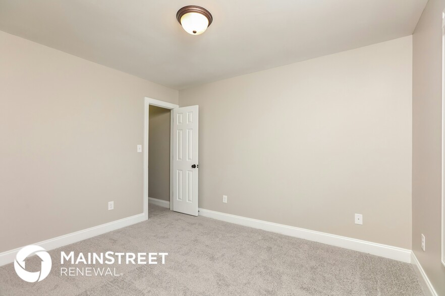 Building Photo - 401 Cottesbrook Dr