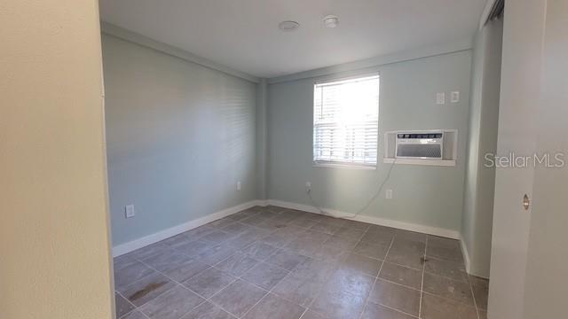 Building Photo - 148 Cleveland Dr