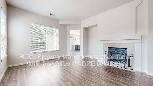 Building Photo - 5 Royal Gorge St