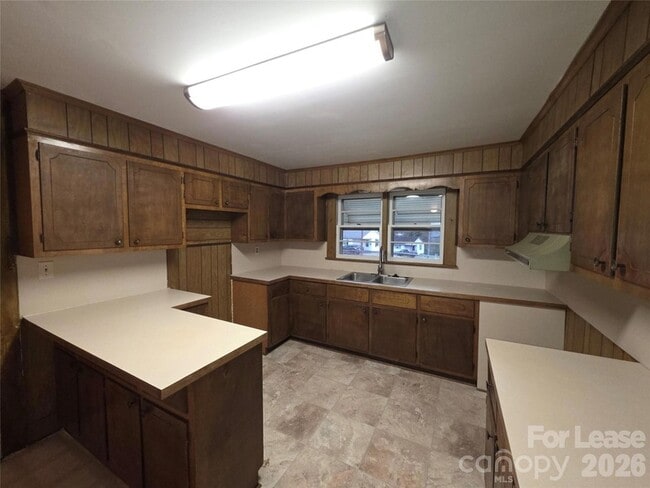 Building Photo - 114 Blacksnake Rd