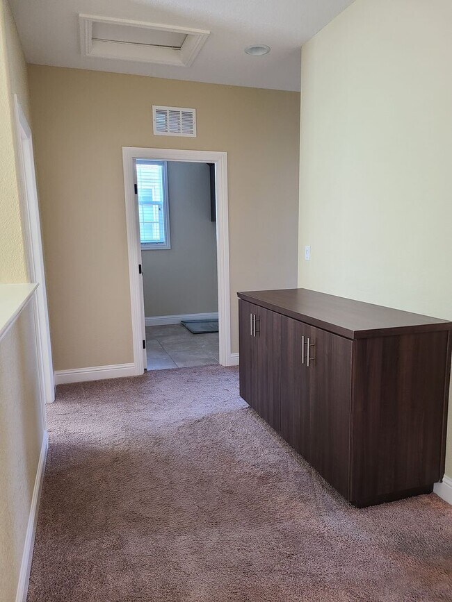 Building Photo - 177 Colner Cir