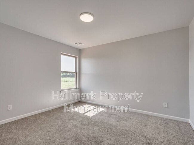 Building Photo - 11704 SW 48th St