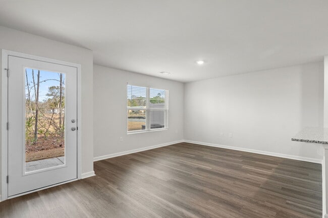 Building Photo - 608 Rd