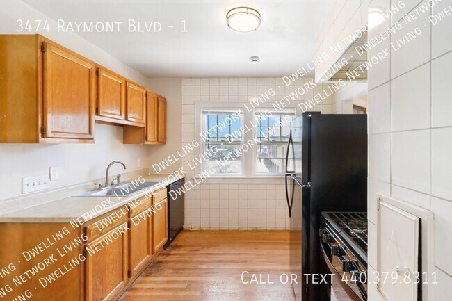 Building Photo - 3474 Raymont Blvd