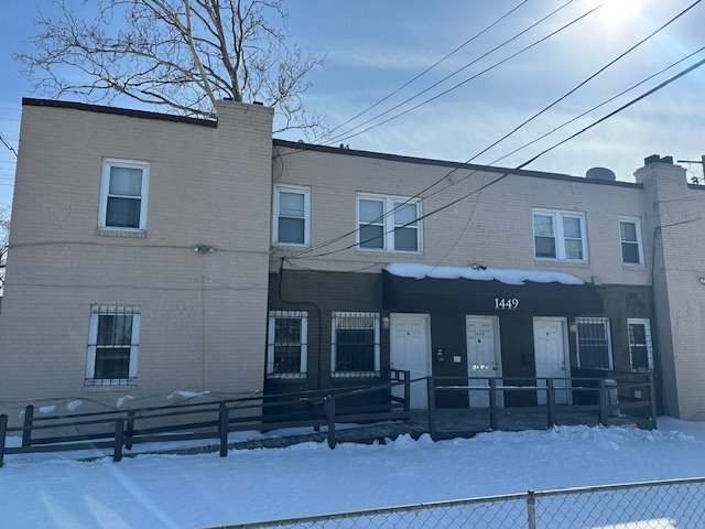 Building Photo - 1449 Olive St NE
