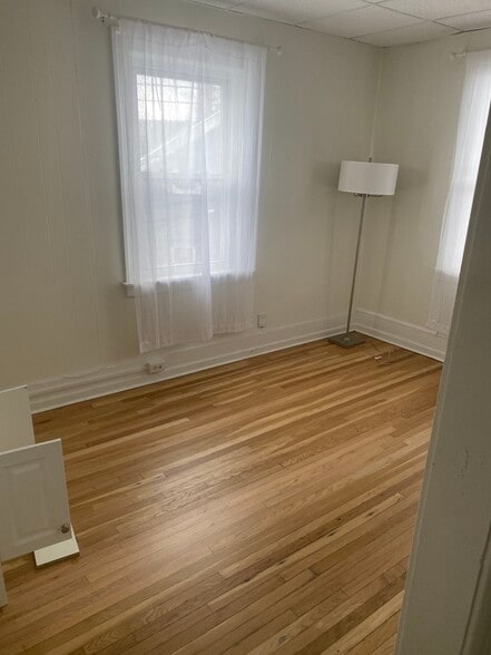 Building Photo - 118 Ardmore Drive