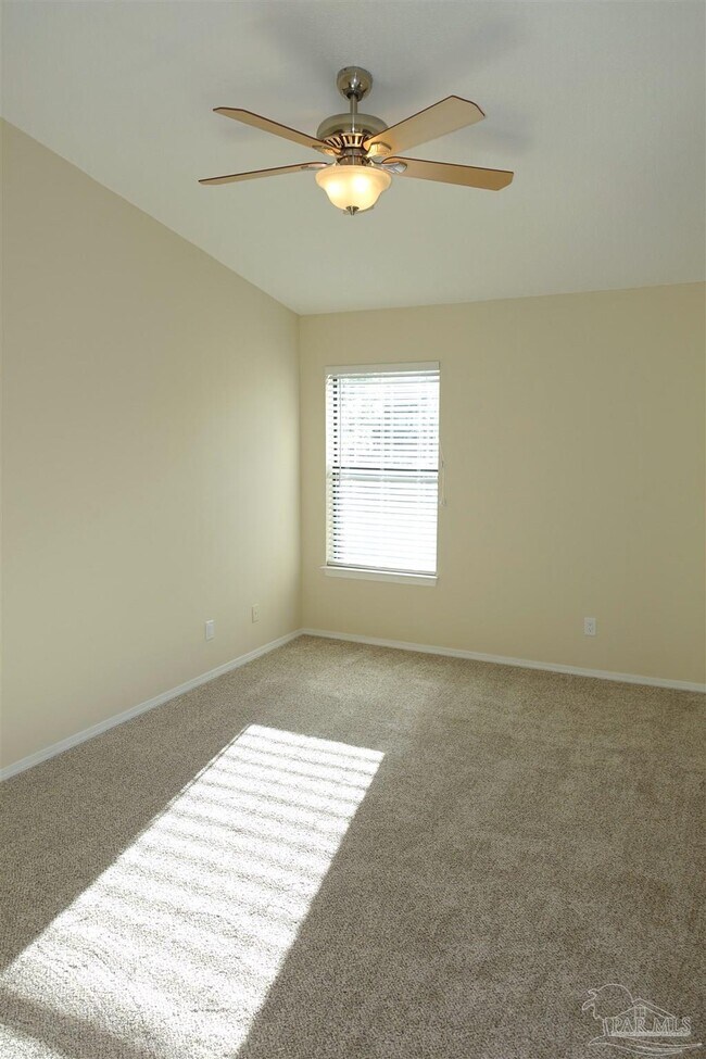 Building Photo - 2299 Scenic Hwy