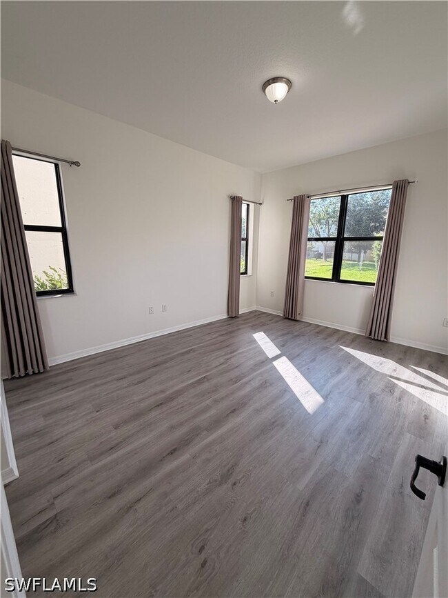 Building Photo - 5447 Ferris Ave