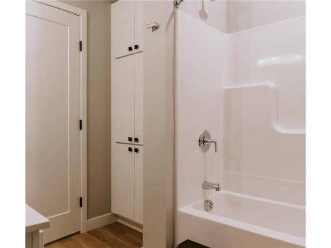 Building Photo - 15350 105th Ave N