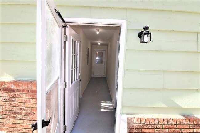 Building Photo - 979 Chestnut Oak Ct