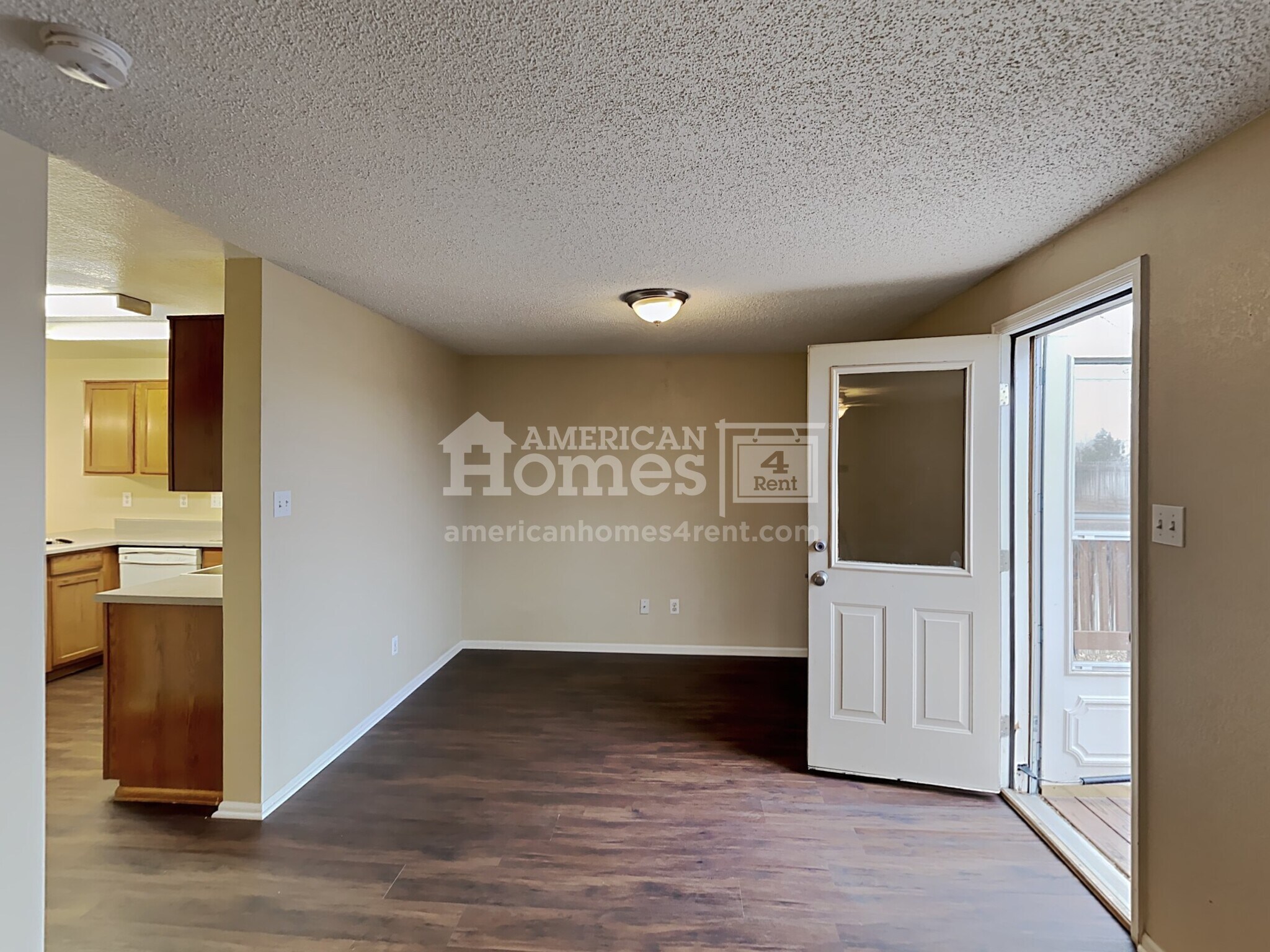 Building Photo - 11468 River Run Pky