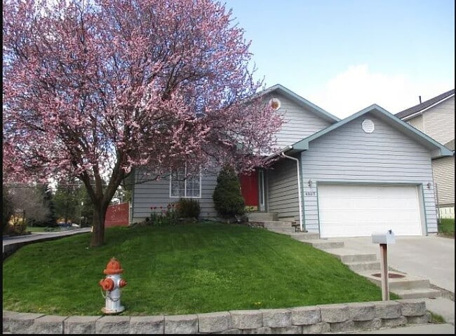 Building Photo - 4007 E 34th Ave