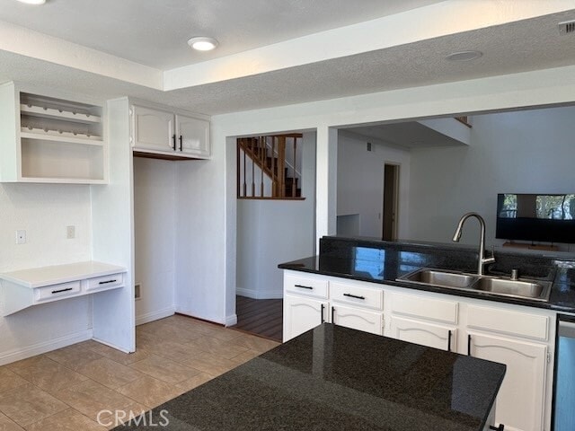 Building Photo - 2985 Amber Dr