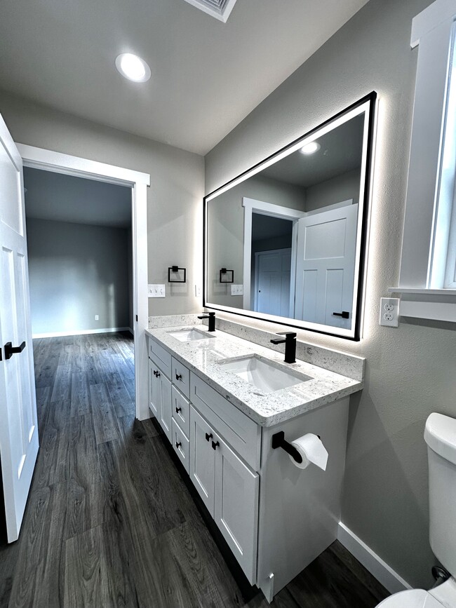 Building Photo - 207 S Razor Clam Dr SW