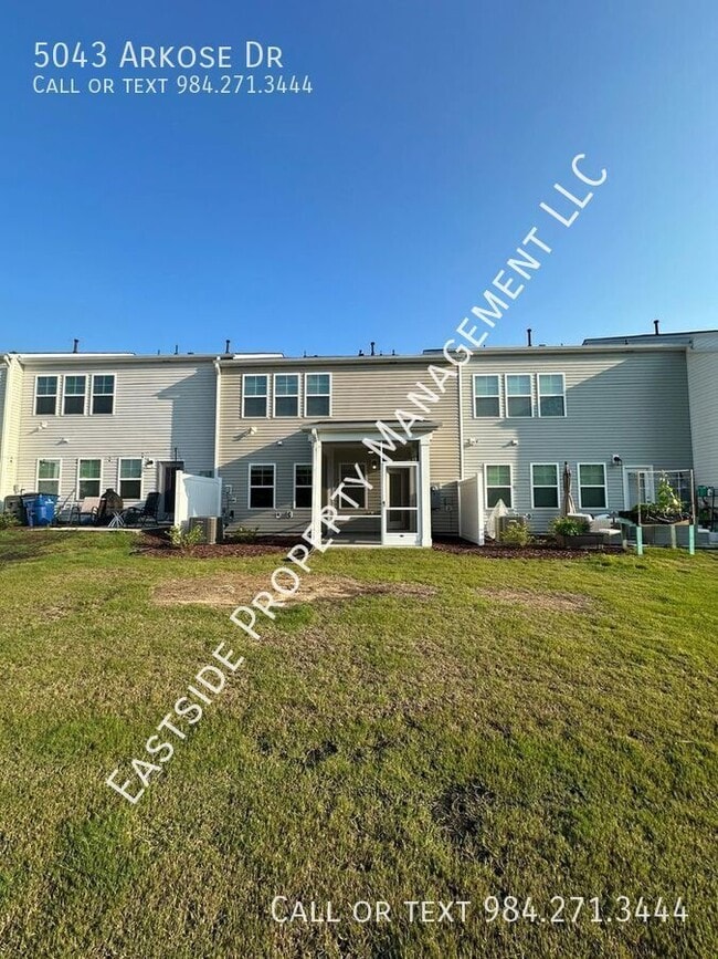 Building Photo - 5043 Arkose Dr