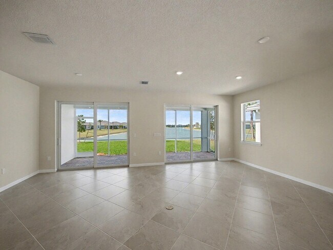 Building Photo - 14172 SW Incarnadine Ln