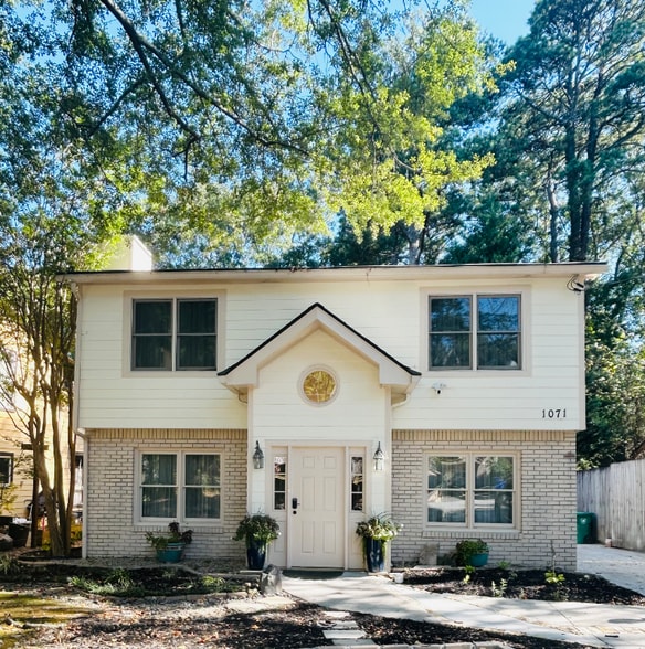 Primary Photo - 1071 Standard Dr NE