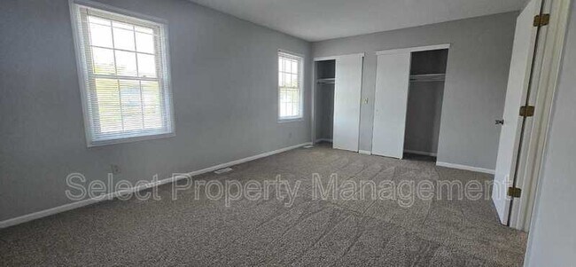 Building Photo - 5404 Evard Rd