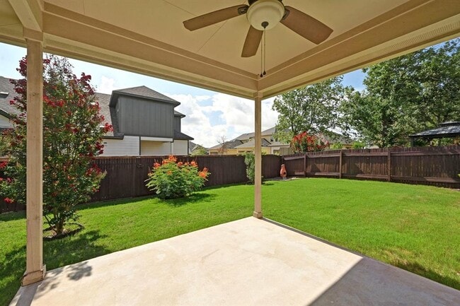 Building Photo - 219 Serene Hollow Ln