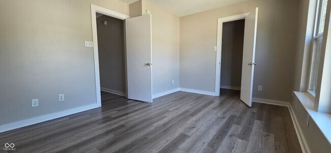 Building Photo - 2933 Redland Ln