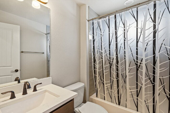 Building Photo - Modern Comfort Meets Mountain Beauty – 4-B...