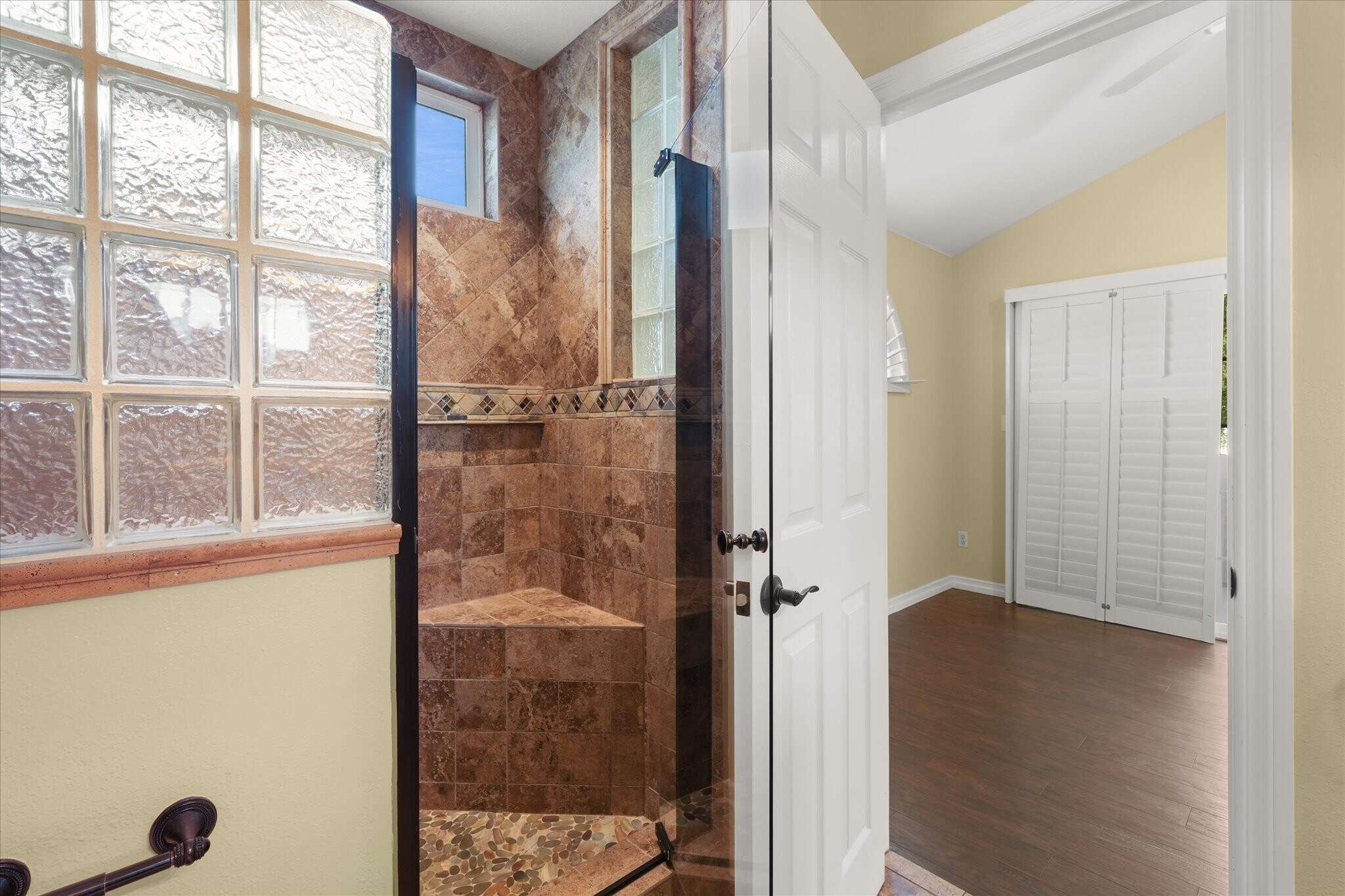 Building Photo - 24427 Ward St