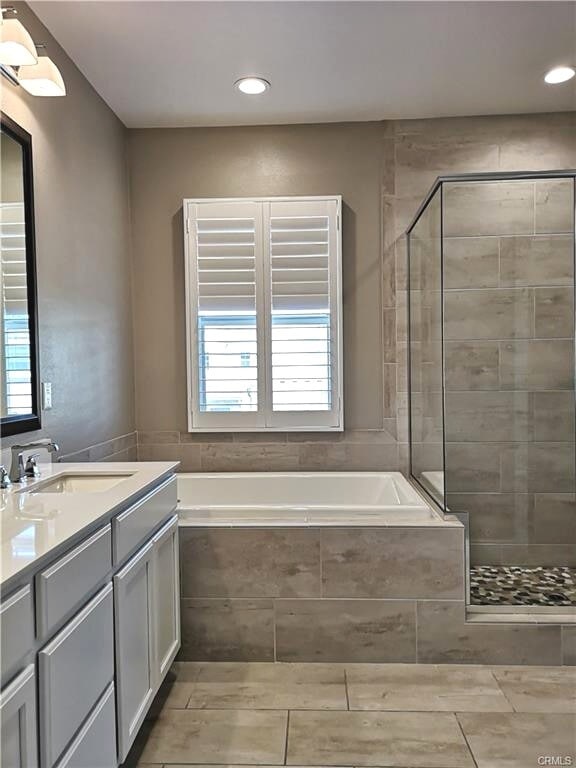 Building Photo - 206 Gaspar