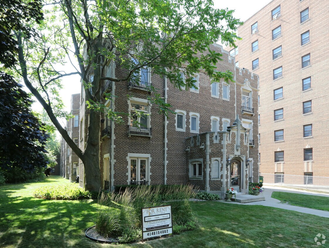 Edgewater Apartments Milwaukee Wi Apartment Finder