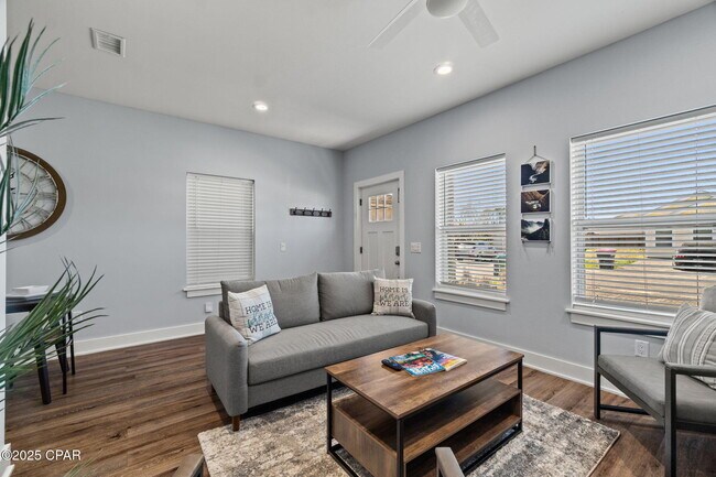 Building Photo - 2911 Sarah Jean Ct