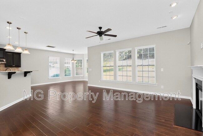 Building Photo - 15111 Brannock Hills Dr