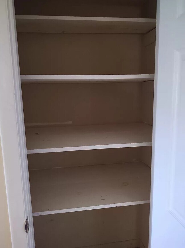 Hall Closet - 3208 Joselin Ln