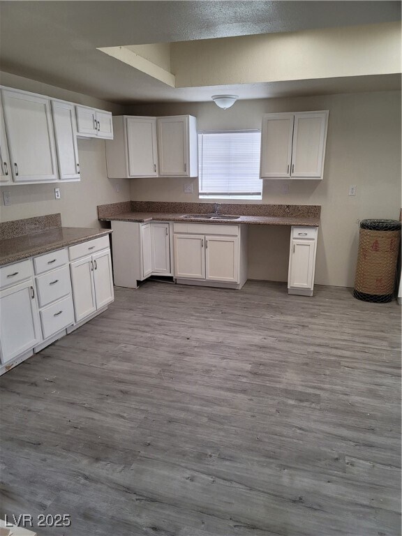 Building Photo - 664 Sky Rd