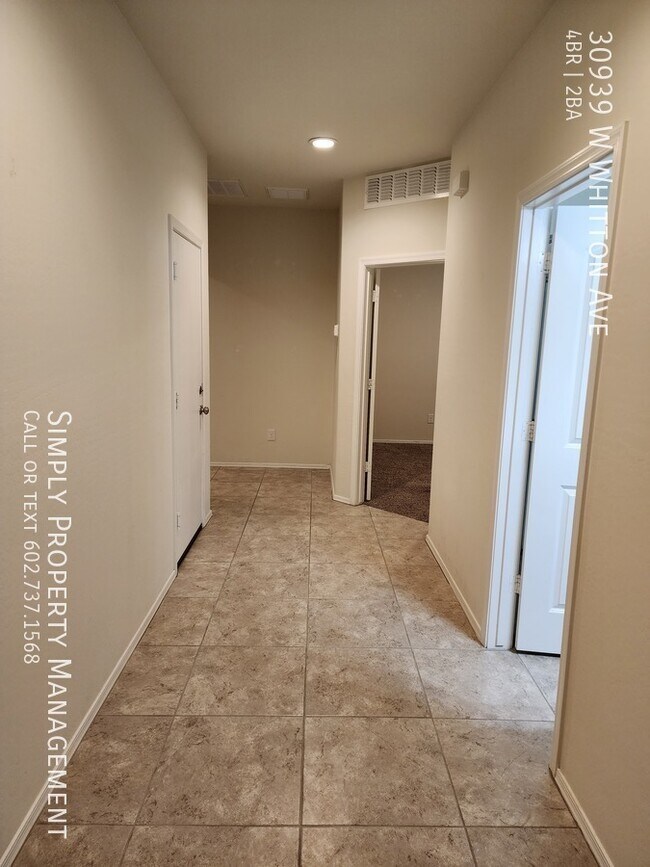 Building Photo - 30939 W Whitton Ave