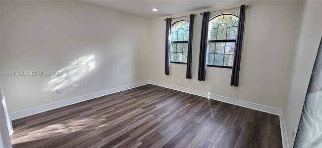 Building Photo - 8175 Lost Creek Ln