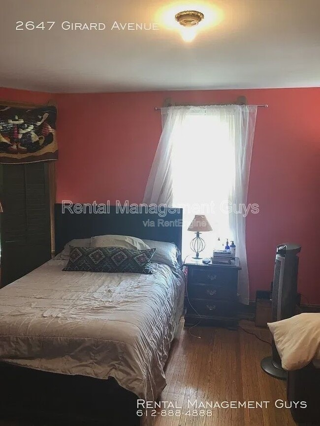 Building Photo - 2647 Girard Ave S