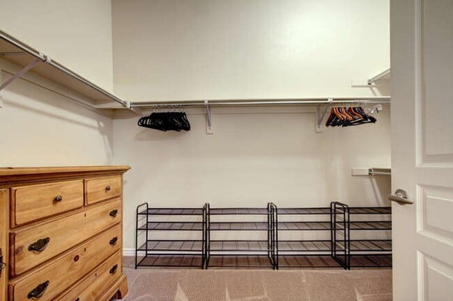 Building Photo - 3751 W 136th Ave
