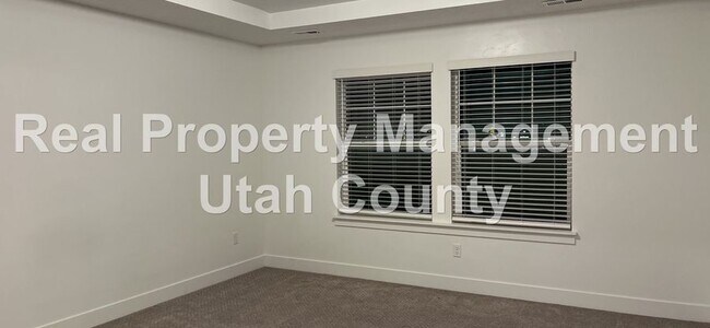 Building Photo - 891 N 1120 E