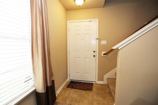 Building Photo - 9418 Cholla Hill Ct