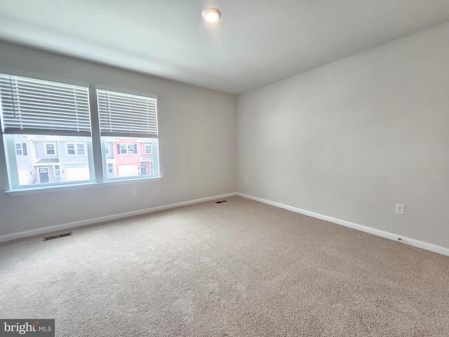Building Photo - 1410 SUGARPLUM Ln