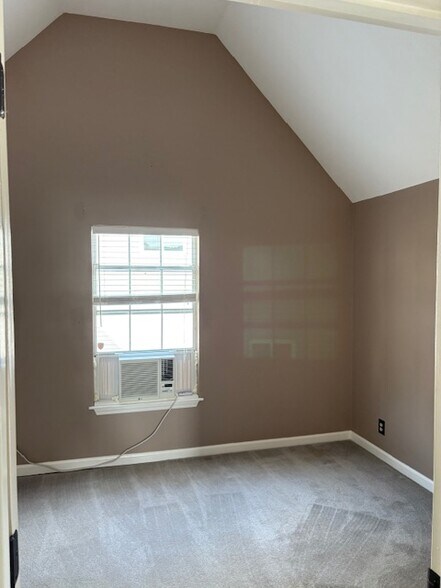 Upstairs - BR1 - 2316 Peak Hill Cv