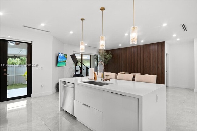 Building Photo - 3634 SW 156th Ct