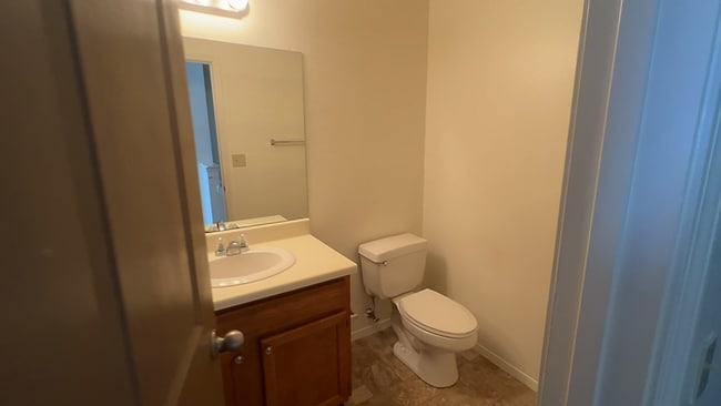 Building Photo - 1316 Dakota Dr