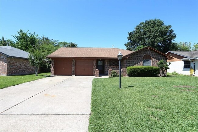 Primary Photo - 9707 Fonville Dr