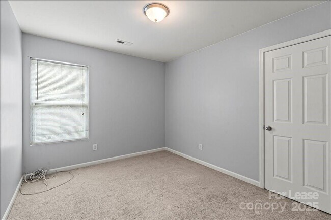 Building Photo - 1548 Logan Patrick Court
