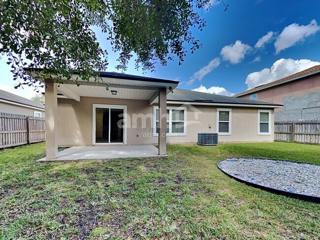 Building Photo - 1861 McGirts Point Blvd