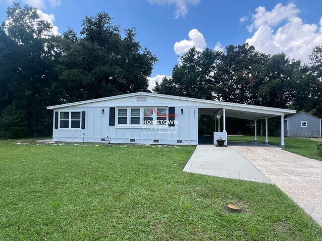 Building Photo - 1815 Hallmark Dr