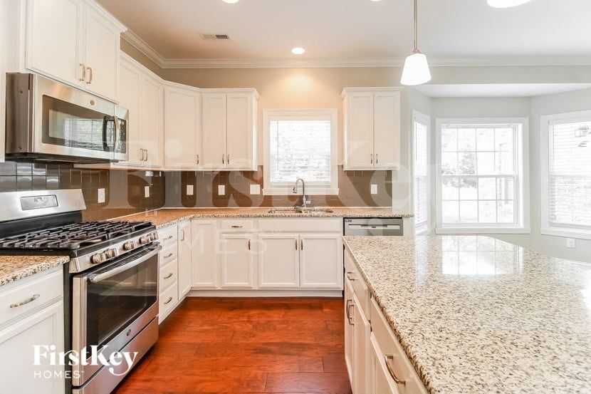 Building Photo - 2802 Fallin Ct